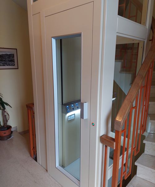 Progettazione, fornitura e installazione di una nuova piattaforma elevatrice a risparmio energetico